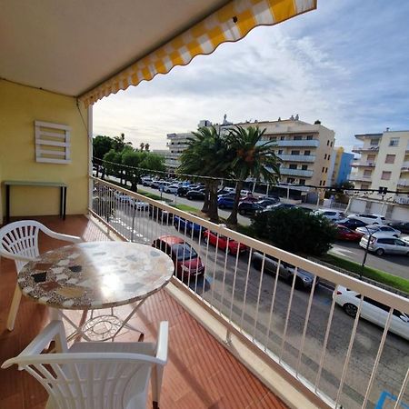Beach Apartment Regueral 캠브릴스 외부 사진