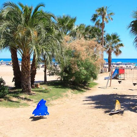 Beach Apartment Regueral 캠브릴스 외부 사진
